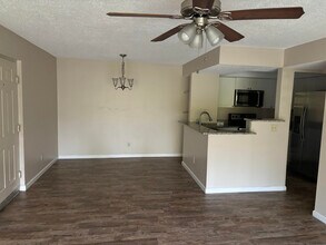 987 Sonesta Ave NE, Unit 208 in Palm Bay, FL - Building Photo - Building Photo