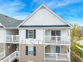 6303 Spring River Dr in O'Fallon, MO - Building Photo