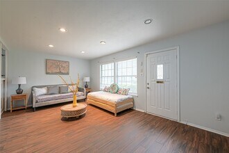 10188 Beekman Pl Dr in Houston, TX - Building Photo - Building Photo