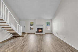 2416 Lake Havasu Ct in Virginia Beach, VA - Building Photo - Building Photo