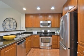 1883 Agnew Rd, Unit 440 in Santa Clara, CA - Building Photo - Building Photo