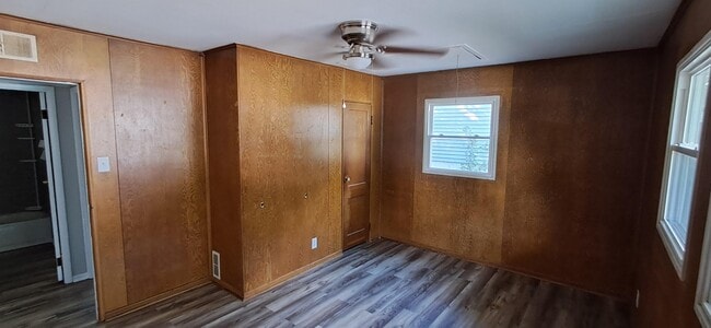 434 Eulich St in St. Joseph, MO - Building Photo - Building Photo