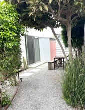 939 Indiana Ave, Unit Architect-Designed ADU in Venice, CA - Building Photo - Building Photo