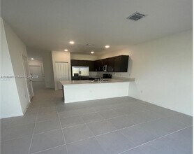 2613 SE 11th Ct in Homestead, FL - Building Photo - Building Photo