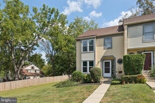 81 Talbot Ct in Media, PA - Building Photo