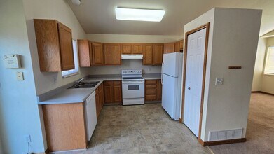 7238 Banberry Dr in Colorado Springs, CO - Building Photo - Building Photo