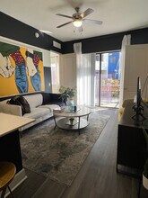 5084 NW 84th Ave, Unit B in Doral, FL - Building Photo - Building Photo