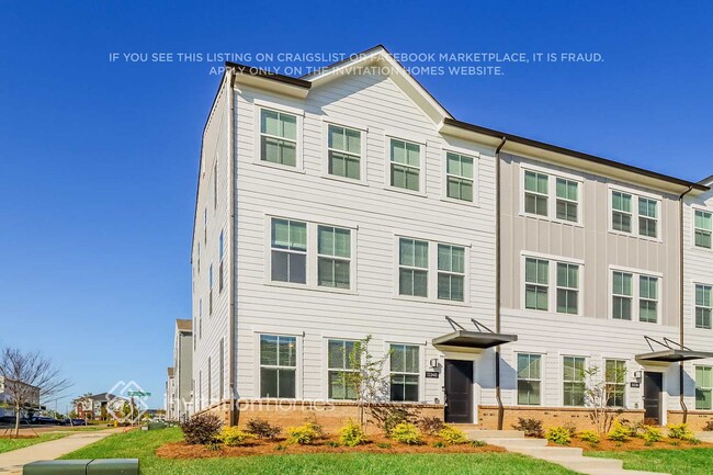 11140 Tournament Dr in Charlotte, NC - Foto de edificio - Building Photo