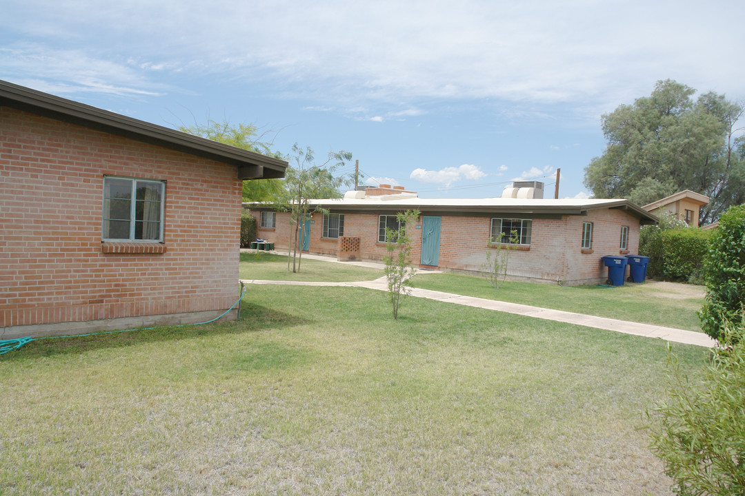 2118-2124 E 1st St in Tucson, AZ - Building Photo