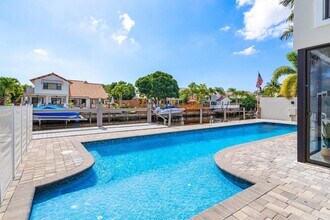 1536 SW 5th Ave in Boca Raton, FL - Building Photo - Building Photo