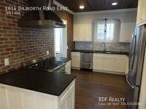 1614 Dilworth Rd E in Charlotte, NC - Building Photo - Building Photo