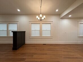 814 W Poplar St in Stockton, CA - Building Photo - Building Photo