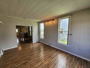 421 Otter Ave in Oshkosh, WI - Building Photo - Building Photo