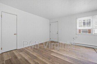417 E Little Creek Rd in Norfolk, VA - Building Photo - Building Photo