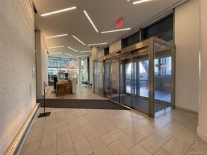13101 40th Rd in Queens, NY - Building Photo - Building Photo