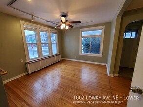 1002 NE Lowry Ave-Unit -Lower in Minneapolis, MN - Building Photo - Building Photo