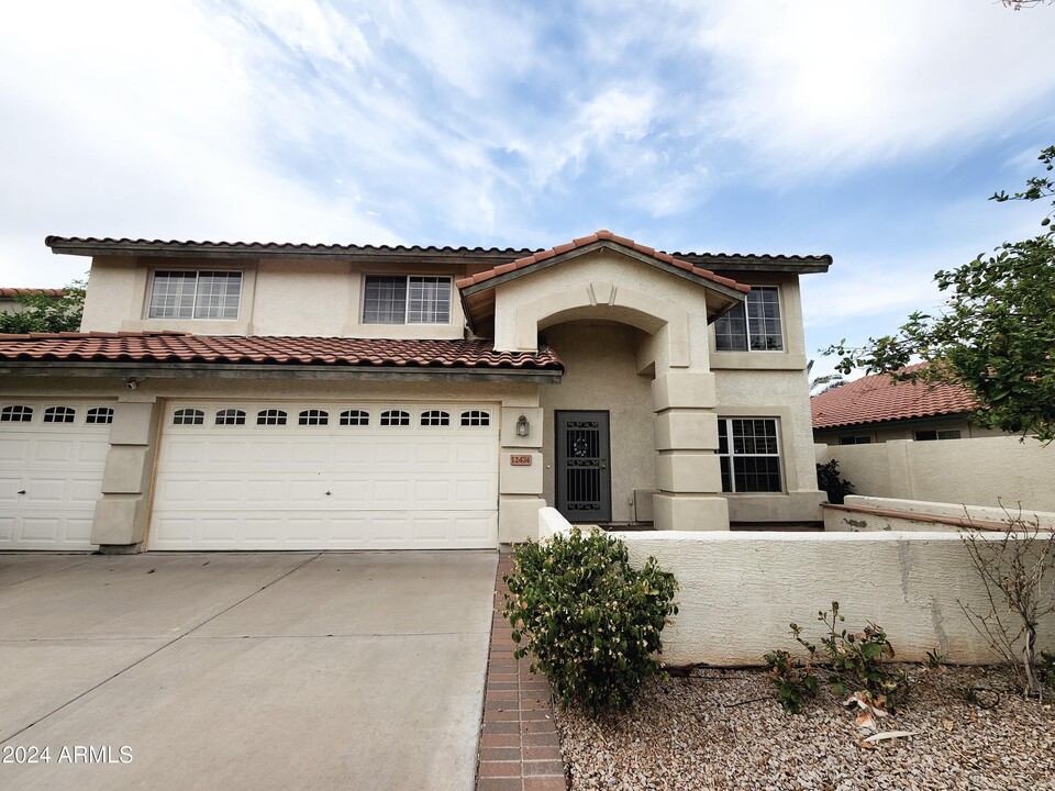 12474 N 57th Dr in Glendale, AZ - Building Photo