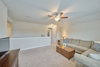 2651 Hoffman Ln in Conroe, TX - Building Photo - Building Photo