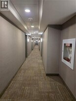 5055 Greenlane in Lincoln, ON - Building Photo