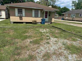 334 Maryland Ave in Port Allen, LA - Building Photo