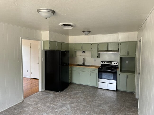 2106 Liberty St in Copperas Cove, TX - Building Photo - Building Photo