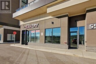 550-550 N Service Rd in Grimsby, ON - Building Photo - Building Photo