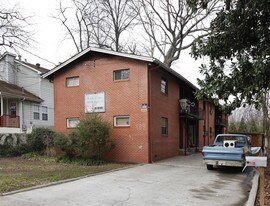 989 SW Washington St in Atlanta, GA - Building Photo