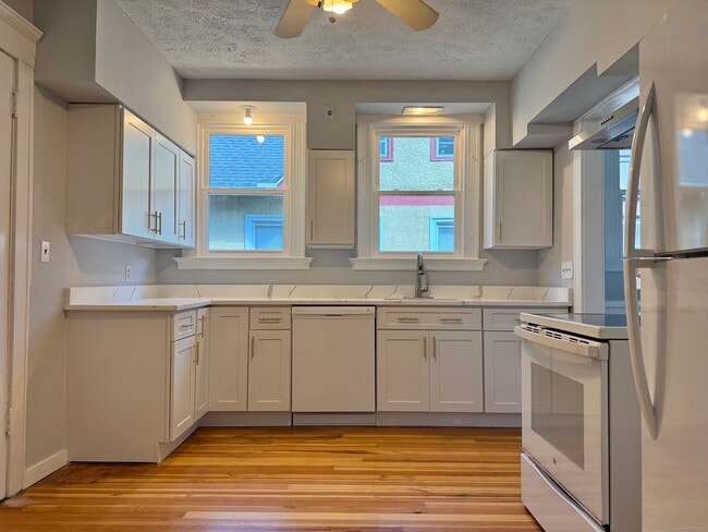 812 Orange St in New Haven, CT - Building Photo - Building Photo