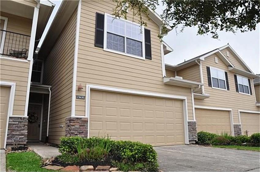 15835 Misty Loch Ln in Houston, TX - Building Photo