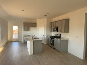 142 Illusion Lk Ln in Buda, TX - Foto de edificio - Building Photo