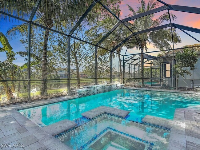 4310 Aurora St in Naples, FL - Building Photo - Building Photo