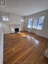 302 Sumach St in Toronto, ON - Building Photo - Building Photo