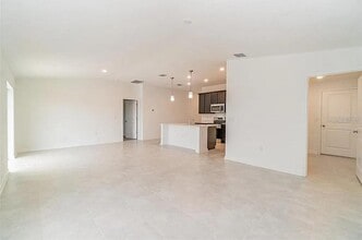 2220 Green Valley St in Daytona Beach, FL - Building Photo - Building Photo