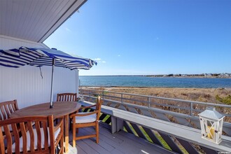 274 Dune Rd in Westhampton Beach, NY - Building Photo - Building Photo