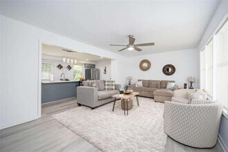 2225 Sargent Pl SE in Atlanta, GA - Building Photo - Building Photo