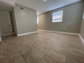 2504 Wilkens Ave in Fort Pierce, FL - Building Photo - Building Photo