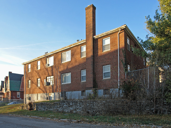 334 Helen St in Cincinnati, OH - Building Photo - Building Photo