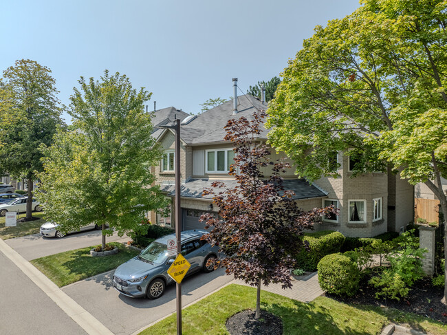 3420 S Millway in Mississauga, ON - Building Photo - Building Photo