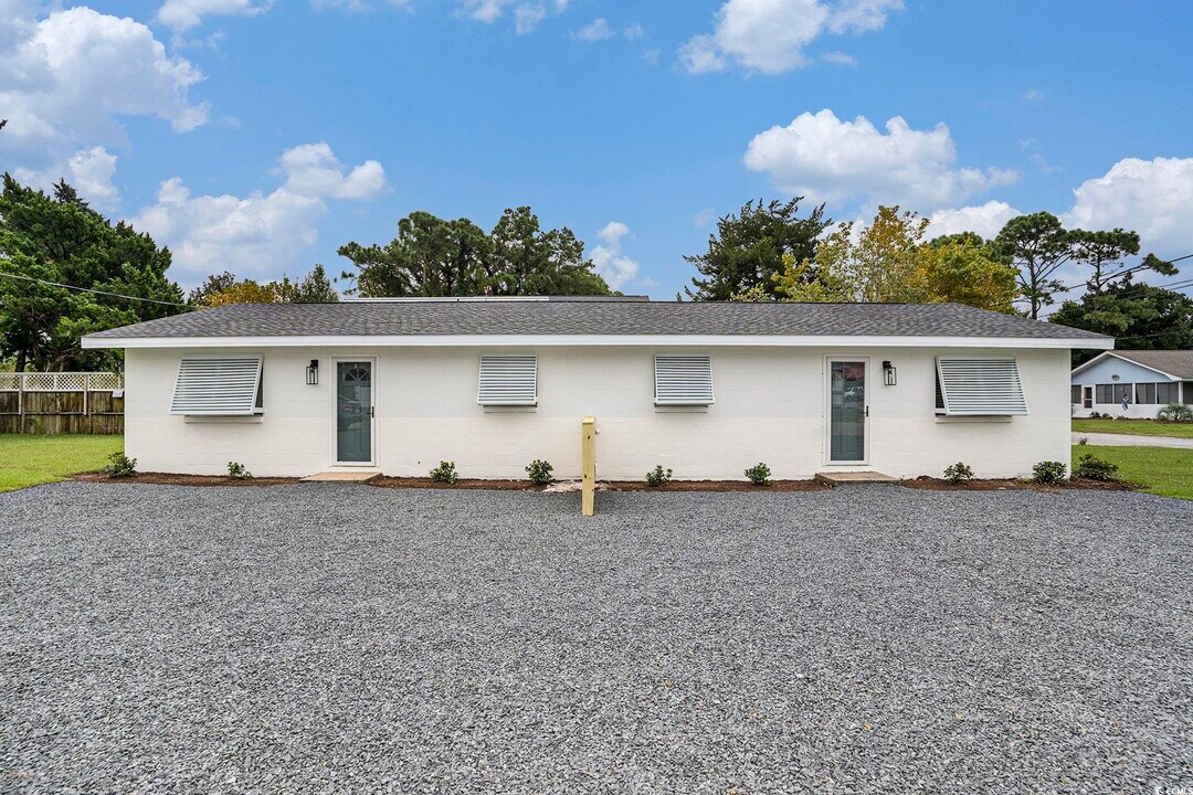 1911 Madison Dr in North Myrtle Beach, SC - Building Photo