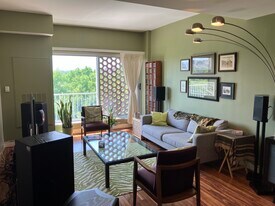 800 4th St SW, Unit N802 in Washington, DC - Building Photo