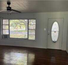 531 Pecan St in St. Martinville, LA - Building Photo - Building Photo