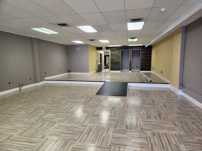 property at 110 N Michigan Ave