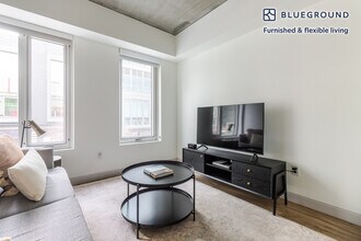 1350 Boylston St in Boston, MA - Building Photo - Building Photo