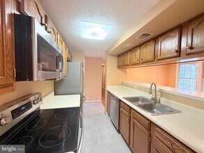 13114 Briarcliff Terrace in Germantown, MD - Building Photo - Building Photo