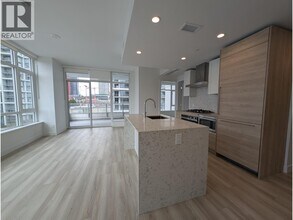 2381 Beta Ave in Burnaby, BC - Building Photo - Building Photo