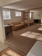 3129 Quimby St, Unit Room in Point Loma in San Diego, CA - Building Photo - Building Photo