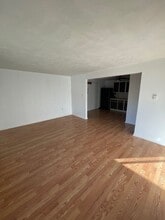 51 S 86th St in Niagara Falls, NY - Building Photo - Building Photo