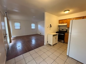 6636 Kenwood Dr in St. Louis, MO - Building Photo - Building Photo
