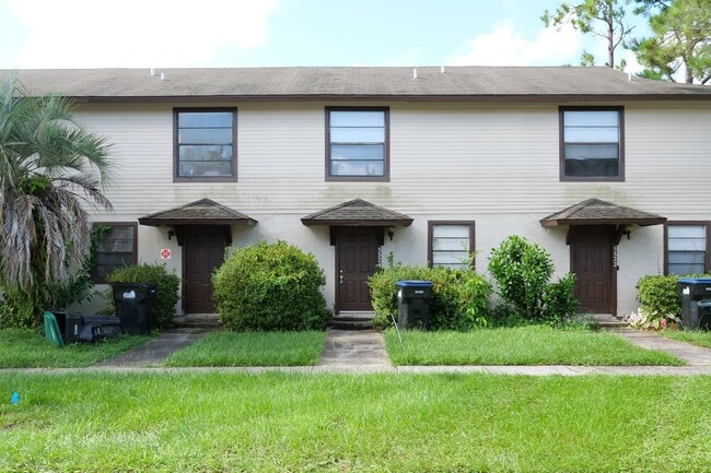 property at 5522 Decatur St