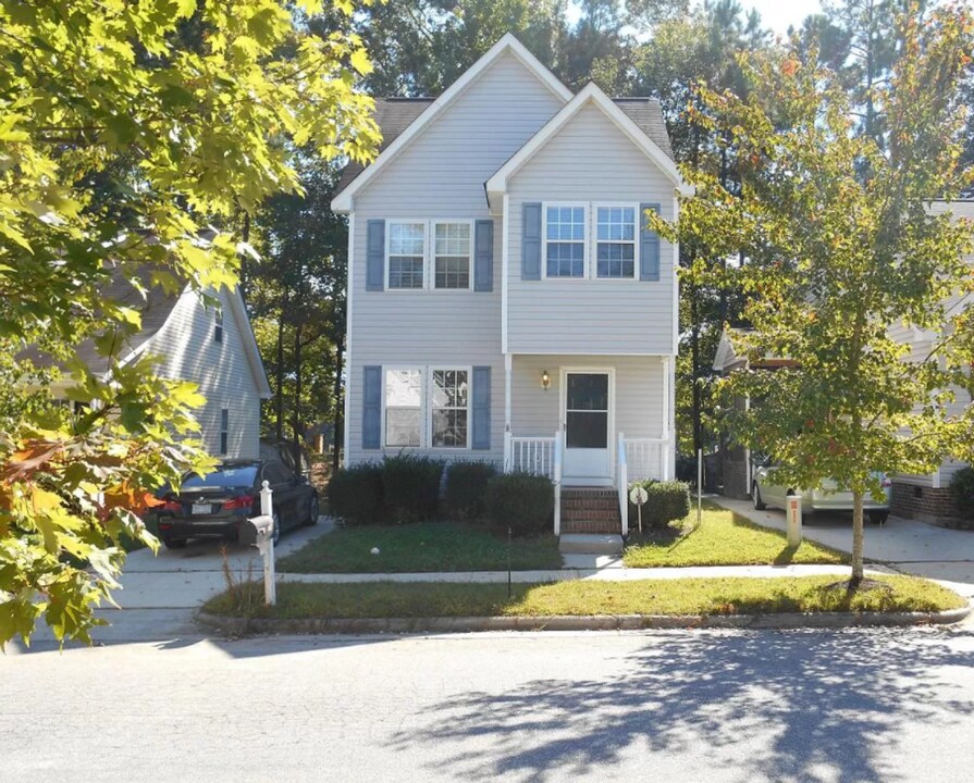 105 Cross Hill Ln in Holly Springs, NC - Building Photo
